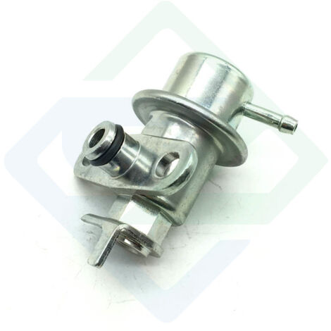 Régulateur de pression d'injection de carburant pour Toyota 23280-74151
