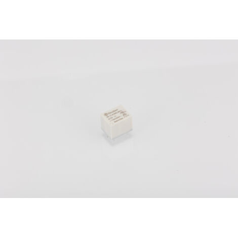 Relais de puissance Finder 36 Series, 1 RT, bobine 5V c.c. Montage sur CI 360mW ( Prix pour 1 )