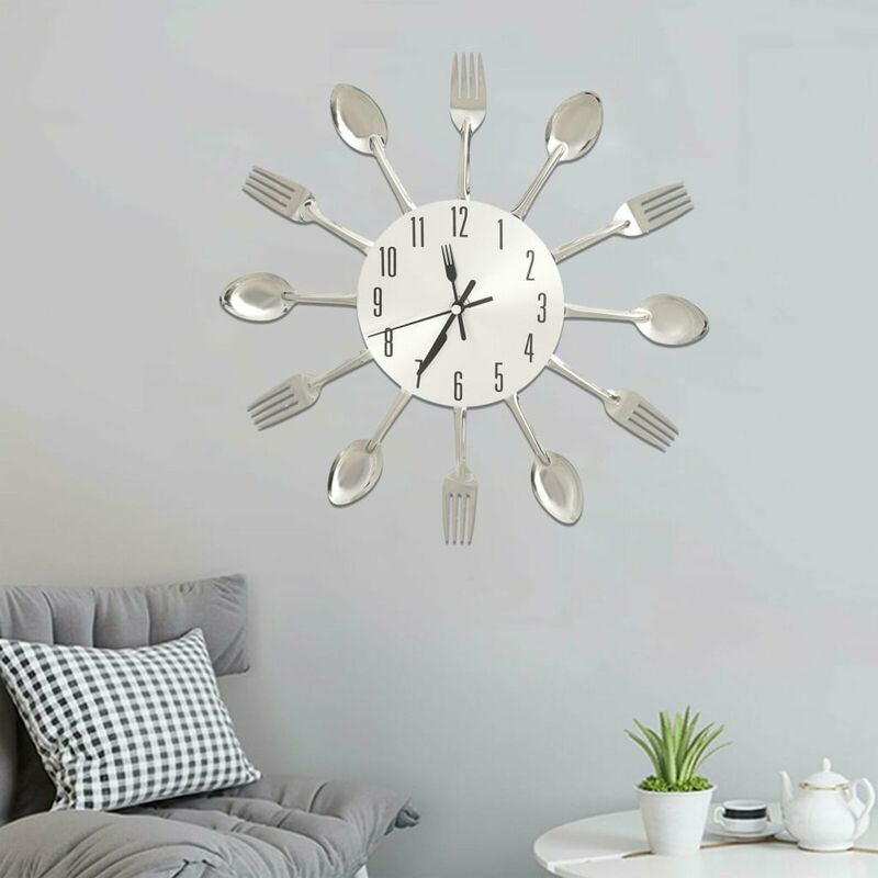 

Reloj de pared diseno cuchara y tenedor plateado 31 cm aluminio