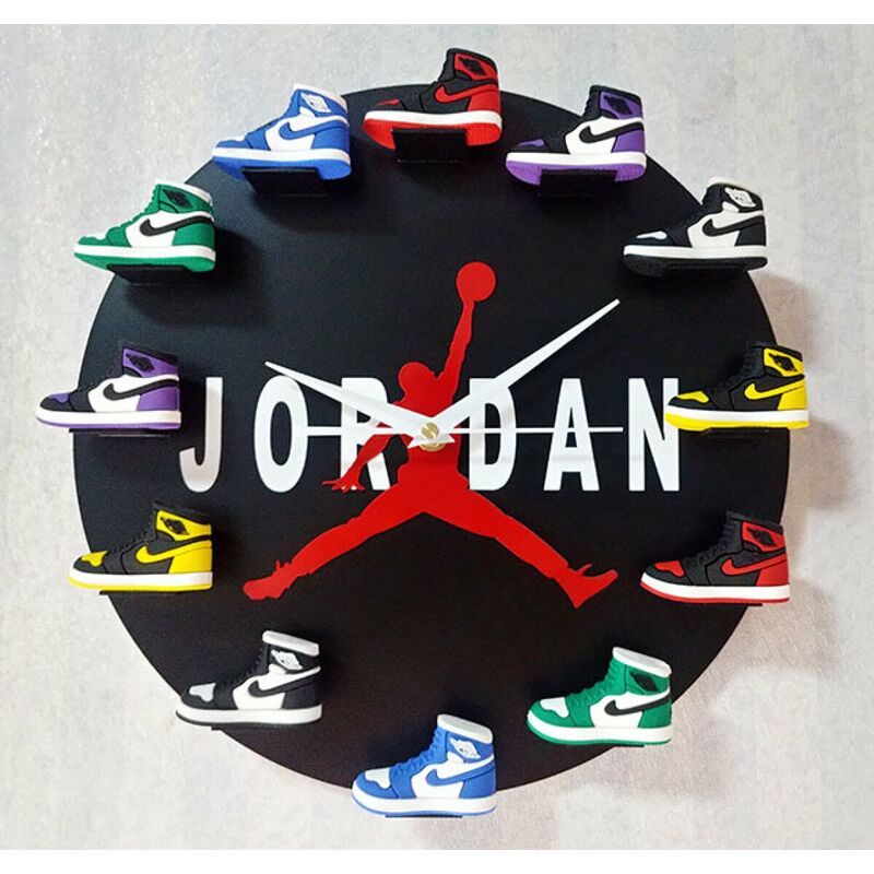 

Reloj de pared Modelo de zapato tridimensional 3d Amueblar Hogar Oficina Sport NBA Basketball Baloncesto,Fondo negro JORDAN