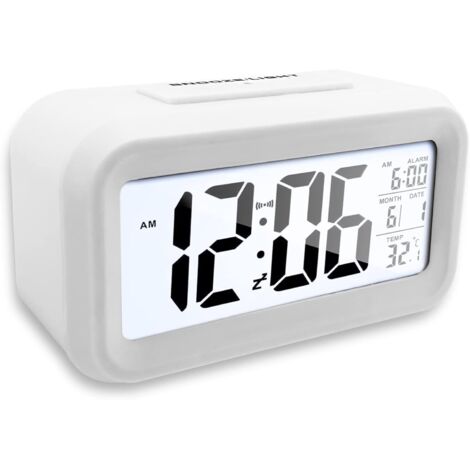 Reloj despertador digital a pilas con pantalla grande, LED y función de repetición, portátil, con temperatura y fecha, para dormitorio y oficina, color blanco.