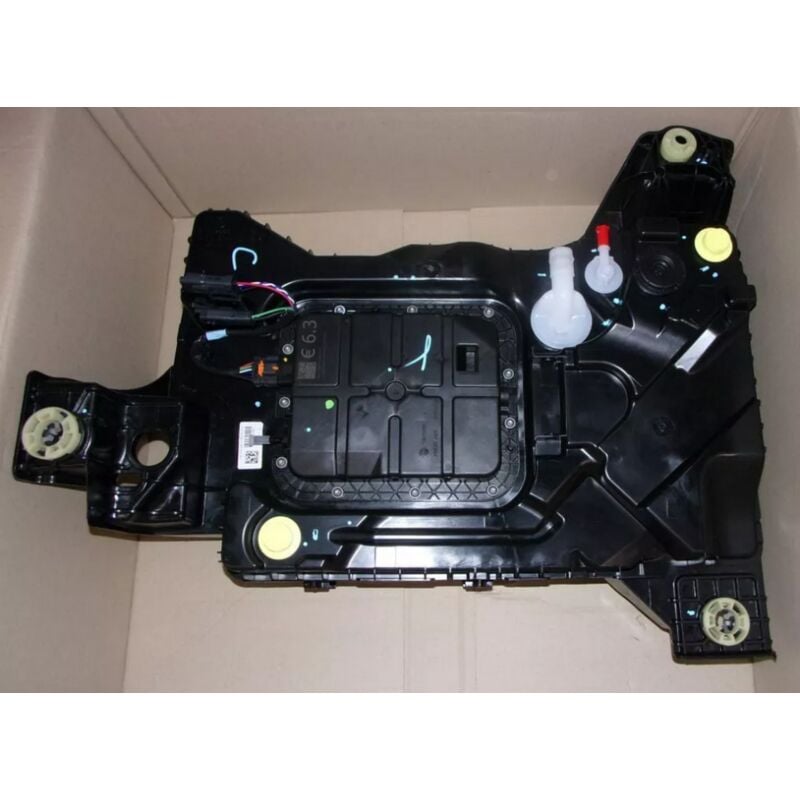 Univcar - Réservoir Adblue C4 C5 3008 ii 5008 ii 9826092180