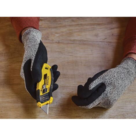 Retractable Stanley Knife with Side Slider – Model STHT10432-0