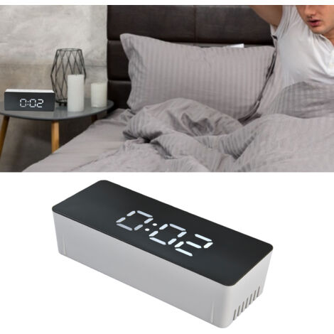 Réveil LED Multifunctional USB 3 Modes Lumière Snooze Température Celsius Fahrenheit Écran Digital avec Design Moderne Blanc ABS 14x5.5x3.4cm