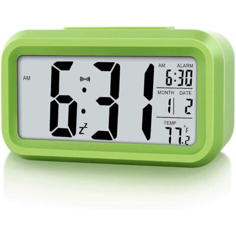 Réveil numérique pour enfants, fonctionne sur piles, fonction snooze, veilleuse intelligente, installation facile, horloge de bureau verte pour chambre.