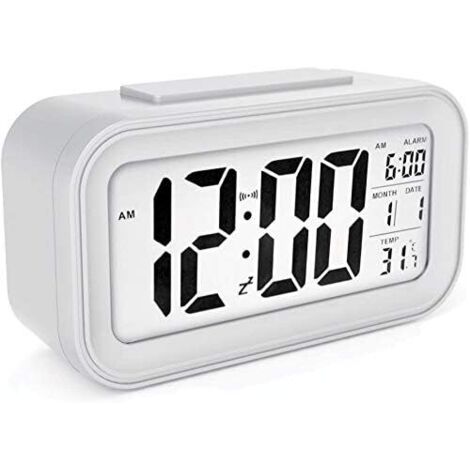 Réveil numérique sans fil alimenté par batterie avec date, température, capteur de lumière intelligent, 12/24 heures, chambre, bureau, 5,31 x 2,95 x 1,77 pouces (blanc)