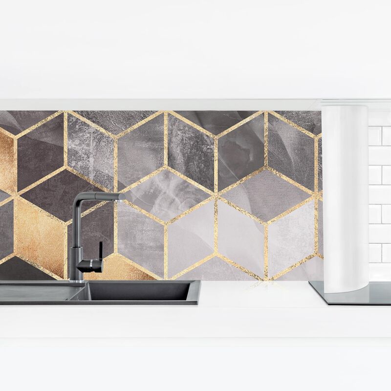 

Bilderwelten - Revestimiento pared cocina - Black And White Golden Geometry Dimensión LxA: 50cm x 175cm Material: Premium