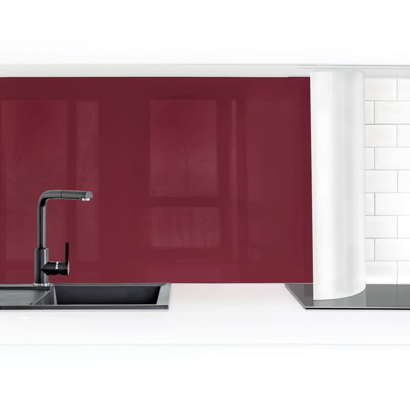 

Revestimiento pared cocina - Bordeaux Dimensión LxA: 90cm x 350cm Material: Smart