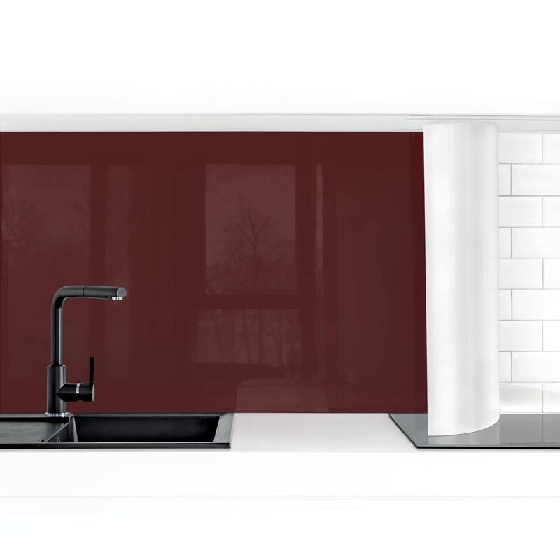 

Revestimiento pared cocina - Burgundy Dimensión LxA: 90cm x 250cm Material: Magnético