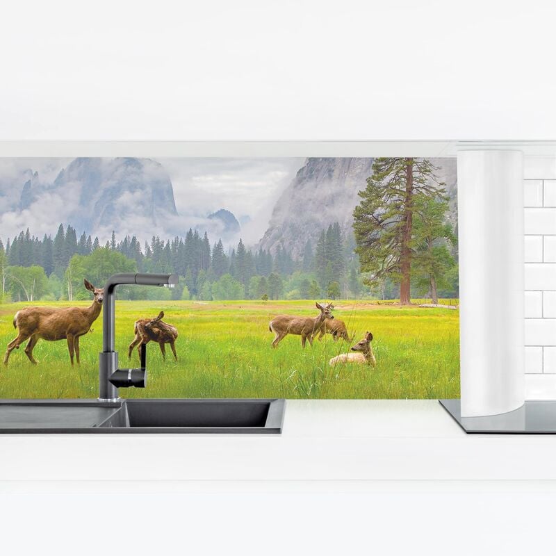 

Bilderwelten - Revestimiento pared cocina - Deer In The Mountains Dimensión LxA: 40cm x 140cm Material: Premium