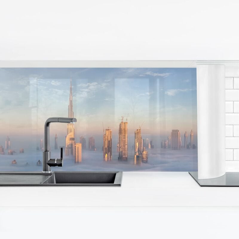 

Revestimiento pared cocina - Dubai Above The Clouds Dimensión LxA: 90cm x 315cm Material: Premium