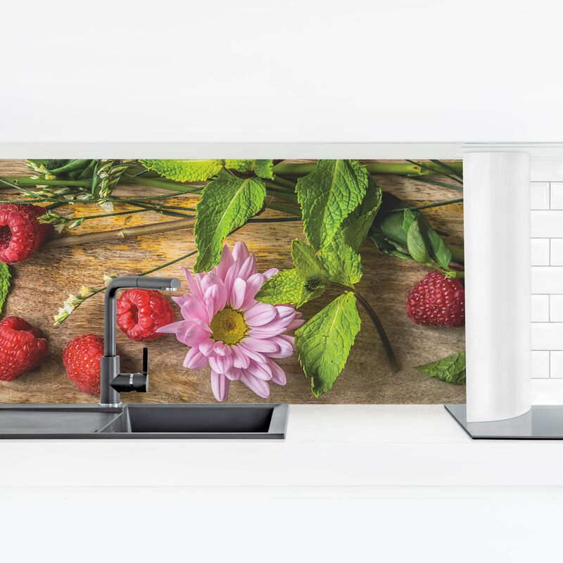 

Revestimiento pared cocina - Flowers Raspberry Mint Dimensión LxA: 80cm x 280cm Material: Magnético