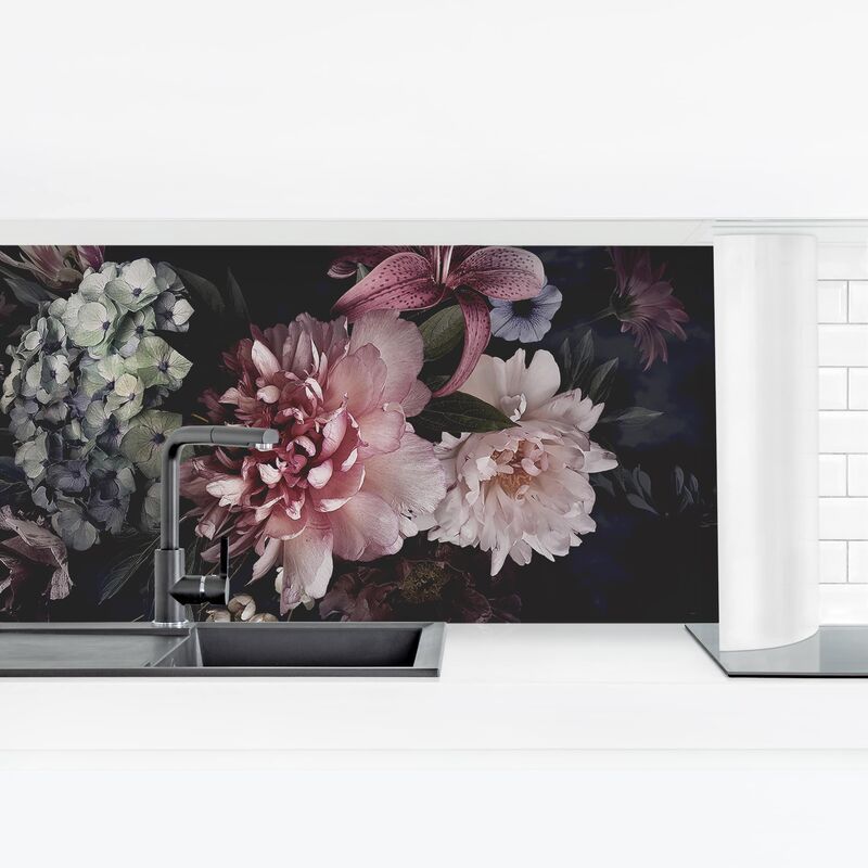 

Revestimiento pared cocina - Flowers With Fog On Black Dimensión LxA: 80cm x 280cm Material: Smart
