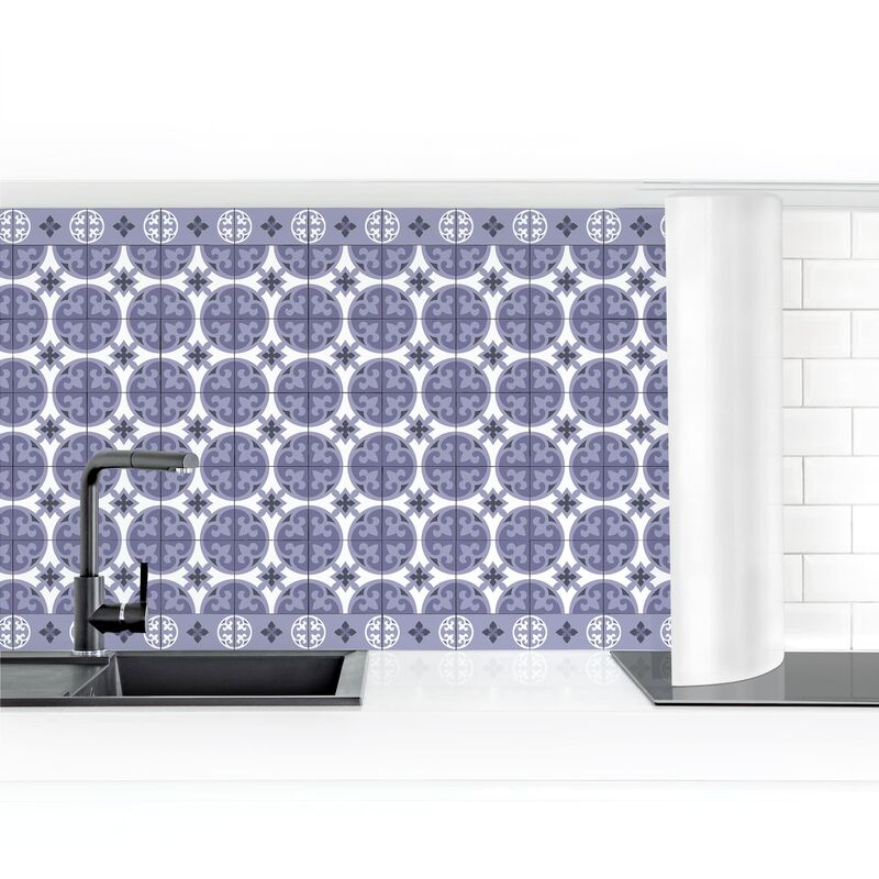 

Revestimiento pared cocina - Geometric Tiles Mix Circles Violet Dimensión LxA: 100cm x 100cm Material: Smart