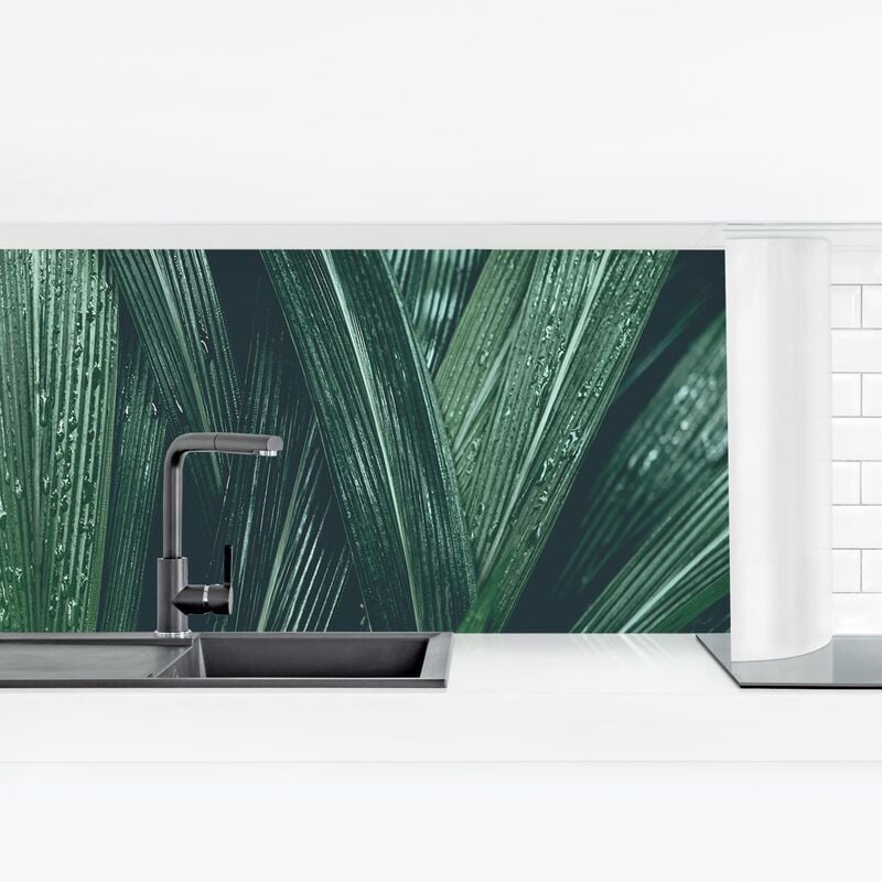 

Revestimiento pared cocina - Green Palm Leaves Dimensión LxA: 70cm x 245cm Material: Smart