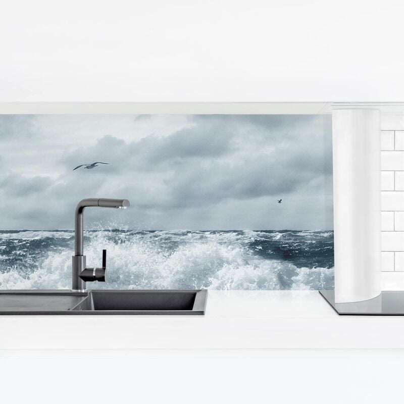 

Revestimiento pared cocina - No.YK6 Living North Sea Dimensión LxA: 50cm x 175cm Material: Premium