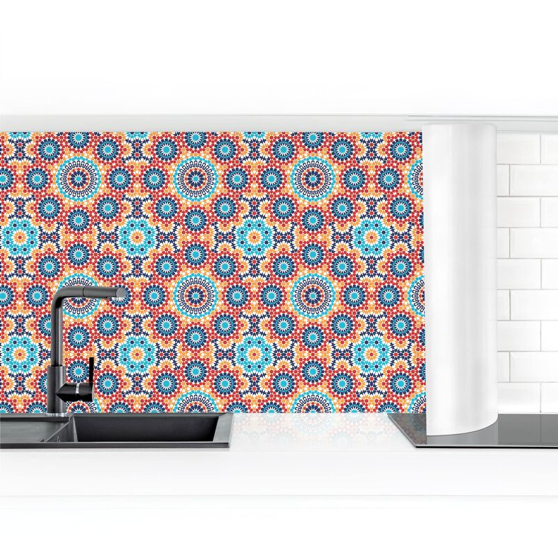 

Revestimiento pared cocina - Oriental Pattern With Colorful Flowers Dimensión LxA: 100cm x 400cm Material: Premium
