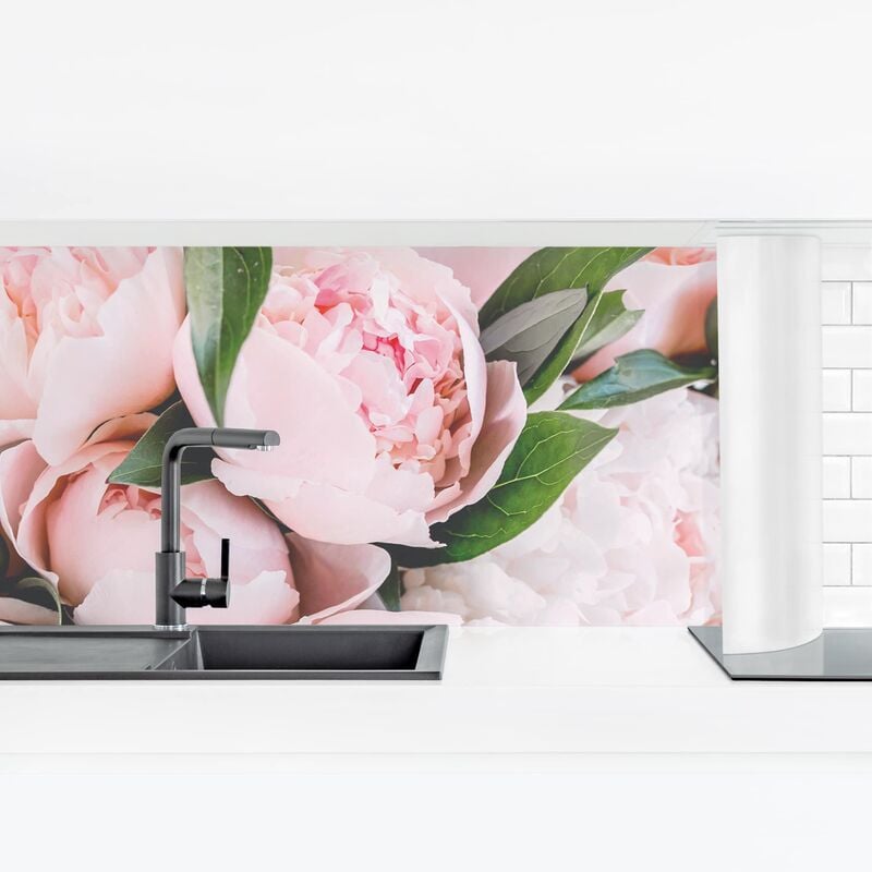

Revestimiento pared cocina - Pink Peonies With Leaves Dimensión LxA: 50cm x 175cm Material: Premium