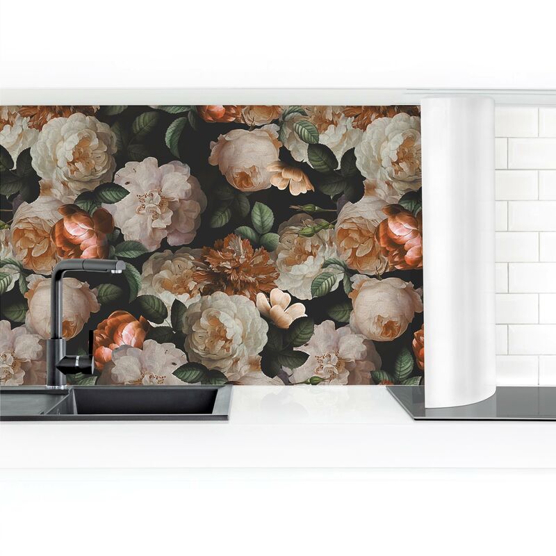 

Revestimiento pared cocina - Red Roses With White Roses Dimensión LxA: 80cm x 200cm Material: Magnético