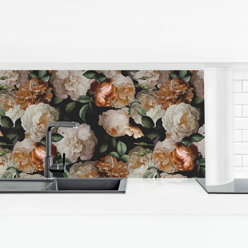 

Revestimiento pared cocina - Red Roses With White Roses Dimensión LxA: 50cm x 175cm Material: Smart