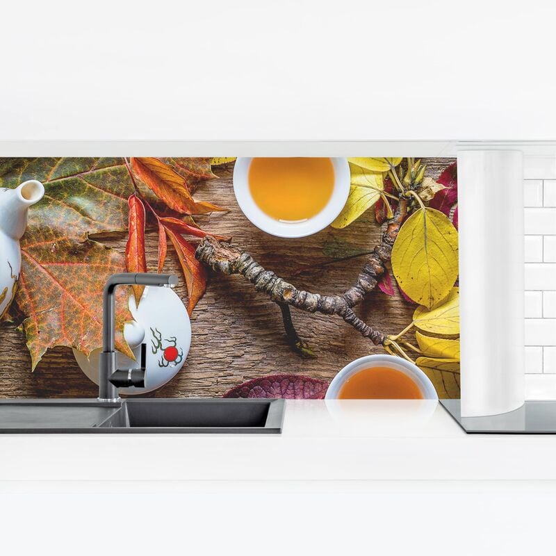 

Revestimiento pared cocina - Tea In September Dimensión LxA: 90cm x 315cm Material: Magnético