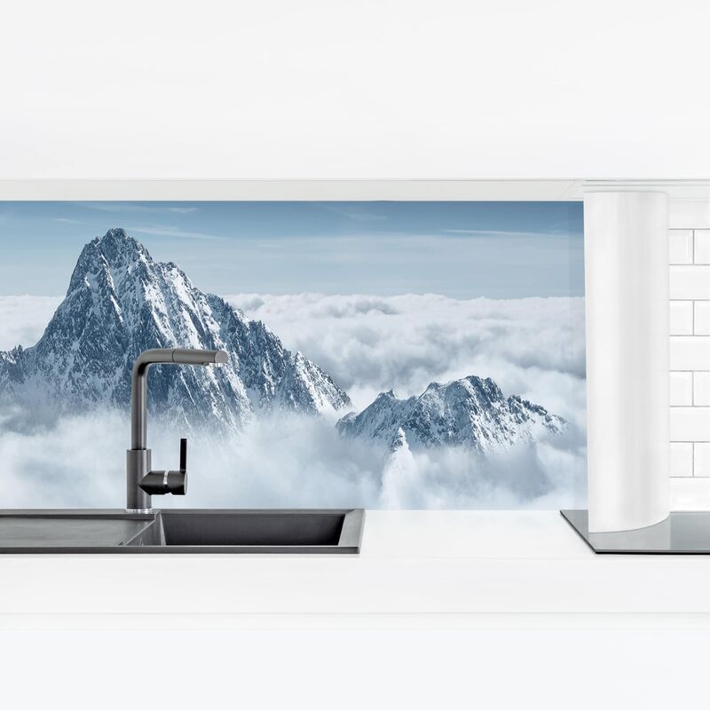 

Revestimiento pared cocina - The Alps Above The Clouds Dimensión LxA: 100cm x 350cm Material: Premium