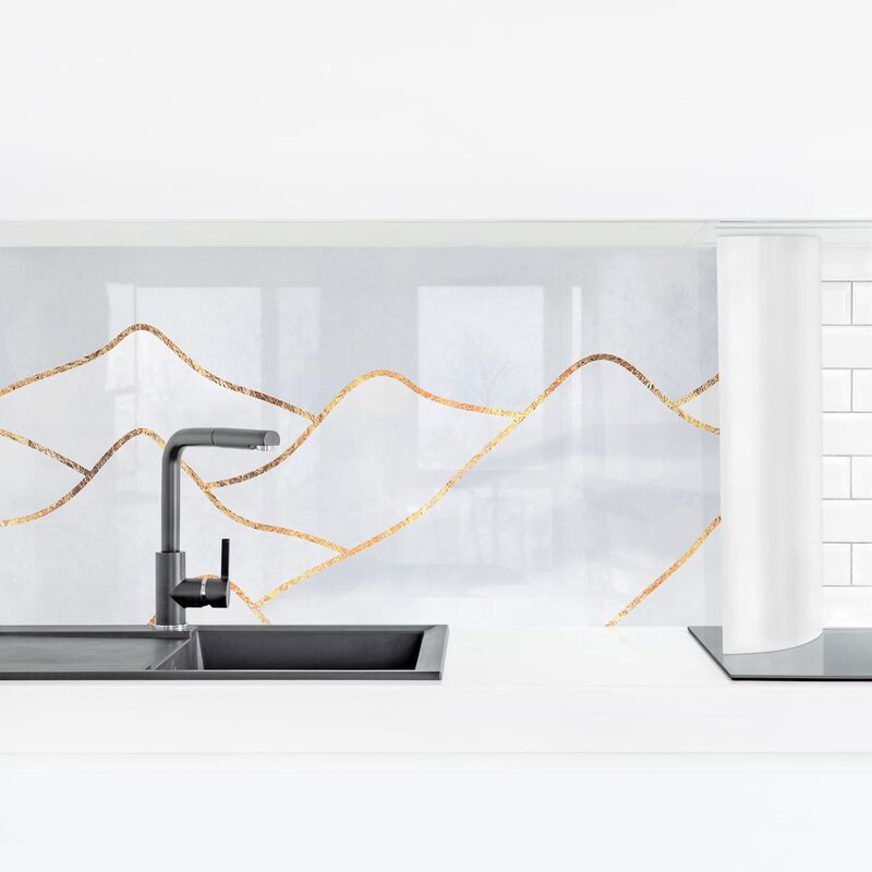 

Revestimiento pared cocina - Watercolor Mountains White Gold Dimensión LxA: 80cm x 280cm Material: Magnético