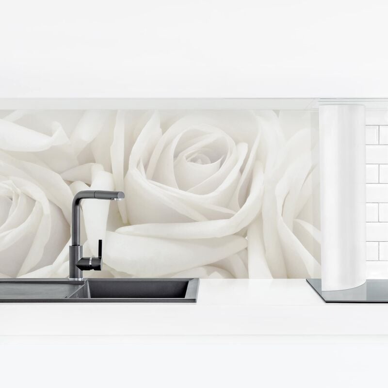 

Revestimiento pared cocina - White Roses Dimensión LxA: 70cm x 245cm Material: Smart