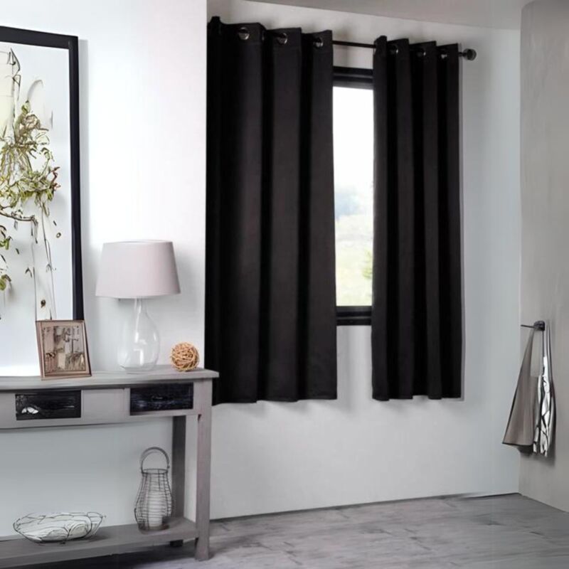 Rideau occultant uni 210gr/m2 Noir 135x180 cm