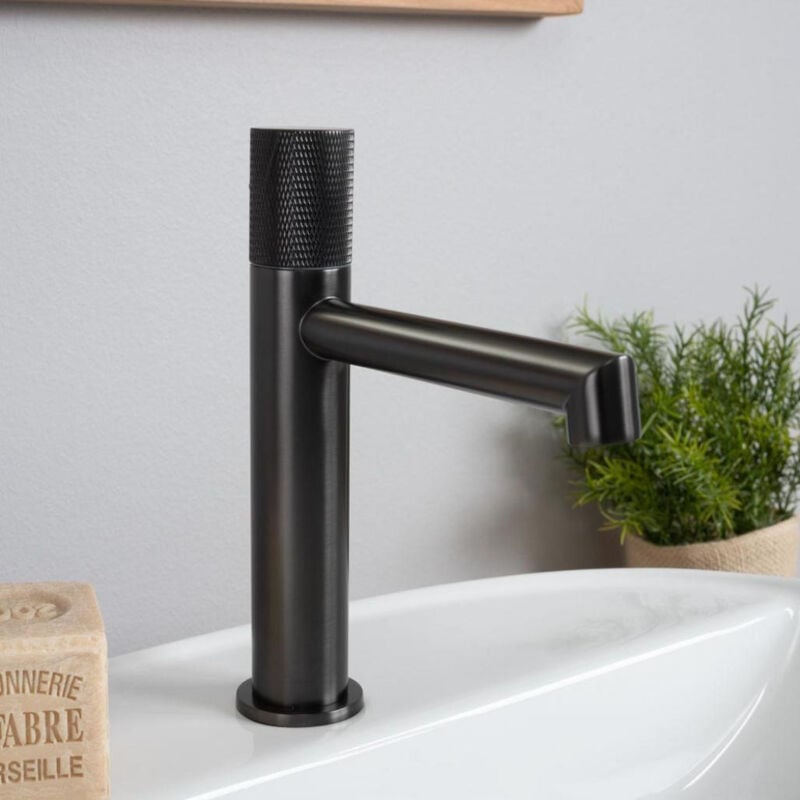 Wanda Collection - Robinet lavabo mitigeur progressif Irminio gun-métal