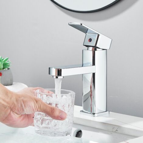 Robinet mitigeur de lavabo, Classic Brass Chrome Monobloc Bathroom Sink Taps with Sink Plug, Single Lever Morden Basin Taps