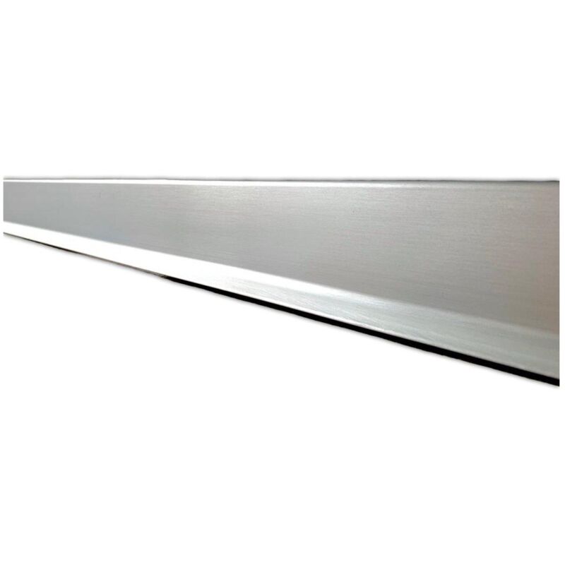 

Rodapie Aluminio Labio Inferior Plata 3m - 150mm alt. 3m larg.