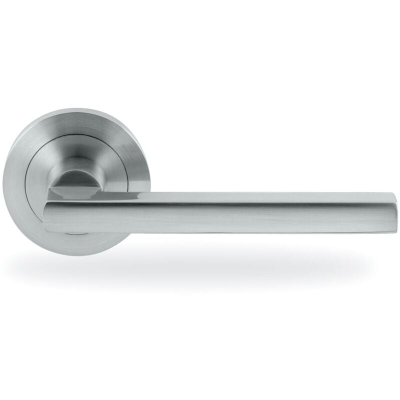 

Roseta Modelo Rental Efecto Inox - Efecto Inox