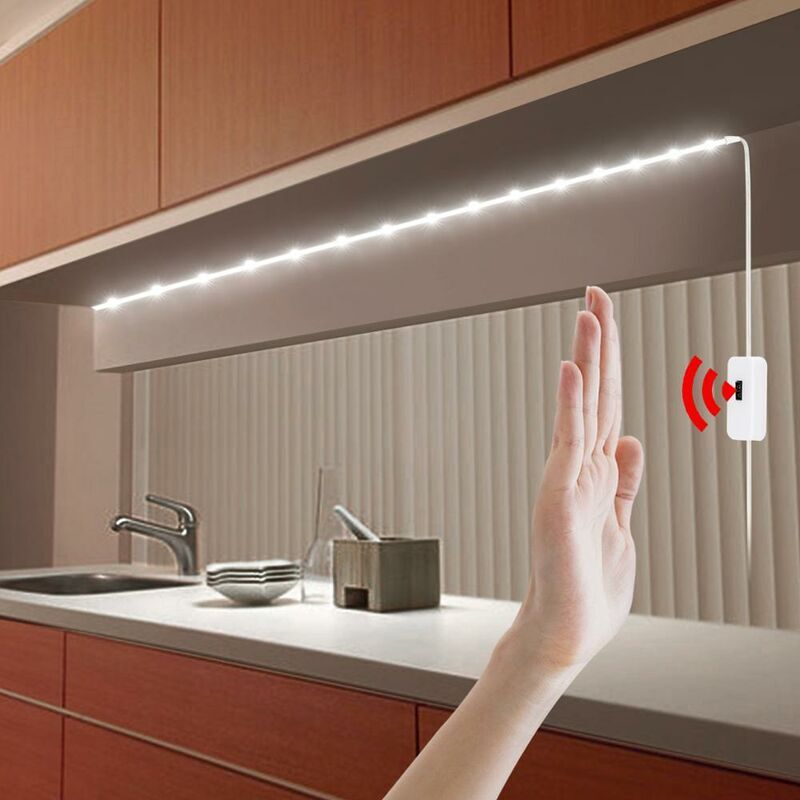 Ruban LED de 1m avec détecteur de mouvement. Lumière chaude 2700K, étanchéité IP65, batterie rechargeable USB. Bande LED autocollante pour chambres,