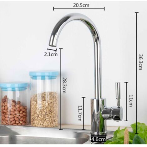 Rubinetto da cucina per acqua calda e fredda, realizzato interamente in rame cromato.