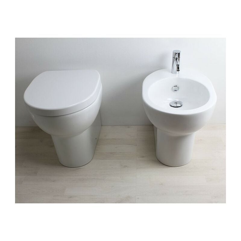 Sanitari M2 mini filomuro salvaspazio cm. 45x35 con sedile