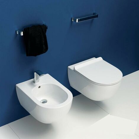 Sanitari App sospesi senza brida cm. 54x36 con sedile sottile