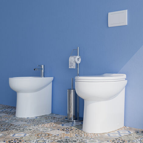 Coppia sanitari bagno filo muro