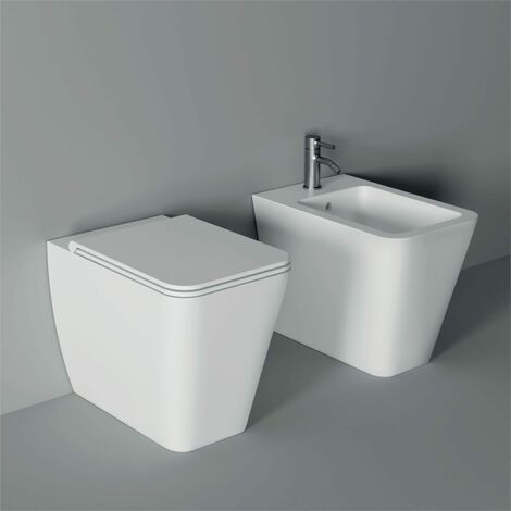 Sanitari Hide Square filomuro senza brida cm. 55x35 con sedile