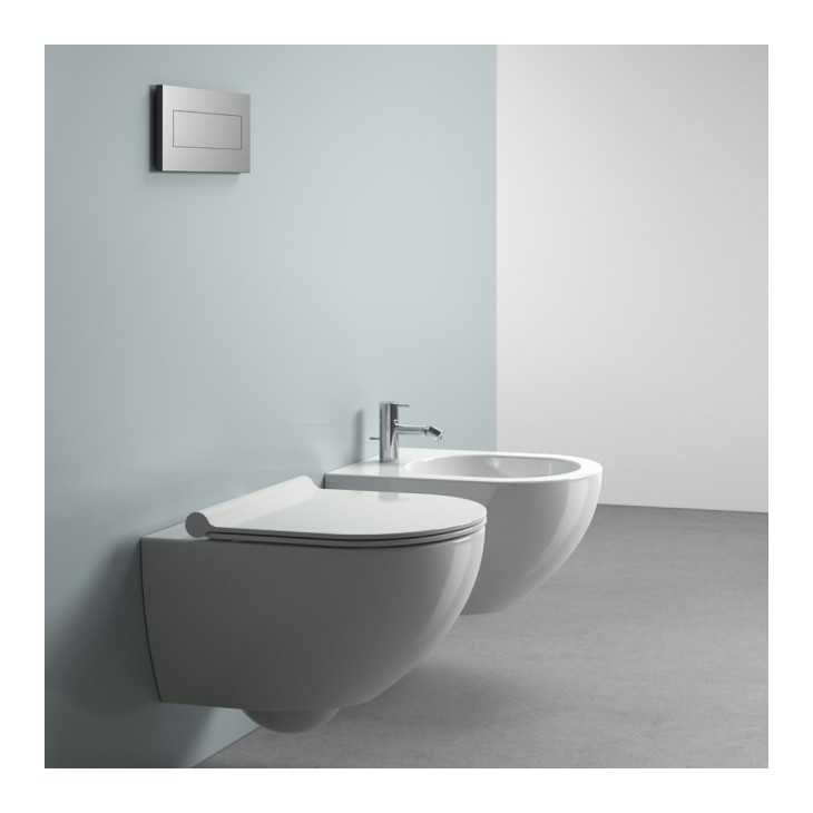 Ceramiche Catalano Serie Luce.Sanitari Sospesi Senza Brida Ceramica Catalano Sfera 50 Wc Newflush Bidet E Sedile Soft Close Plus Sfera50 Ssp