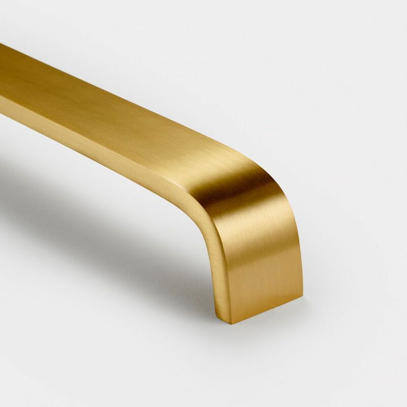 Satin Brass Wide Curved Cabinet d Bar Handle - Solid Brass - Hole Centre 763mm Se Home