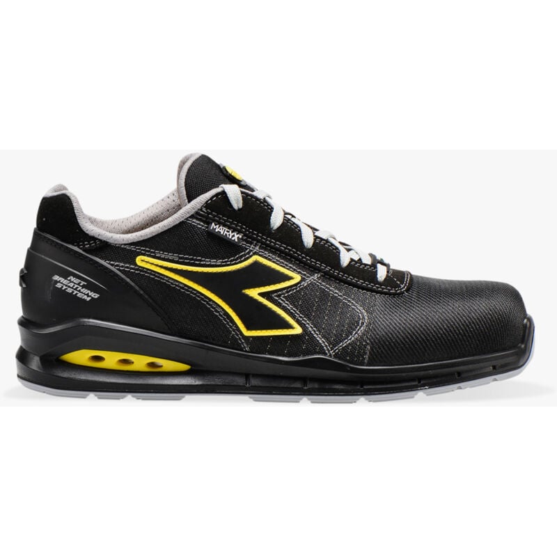 Image of Chaussure de sécurité basse NOIRE DIADORA UTILITY RUN NET AIRBOX MATRYX LOW S3 SRC - 176215C0200 35