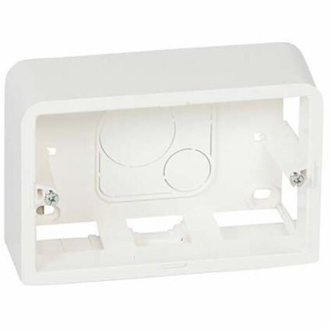 Scatola rettangolare da superficie “Mosaico” per tre moduli IP20/IK02 124x88x40mm in termoplastico LEGRAND bianco