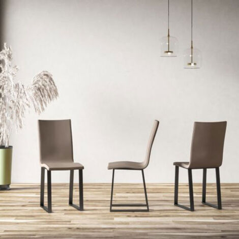 Sedia cucina in similpelle tortora con gambe a slitta in
