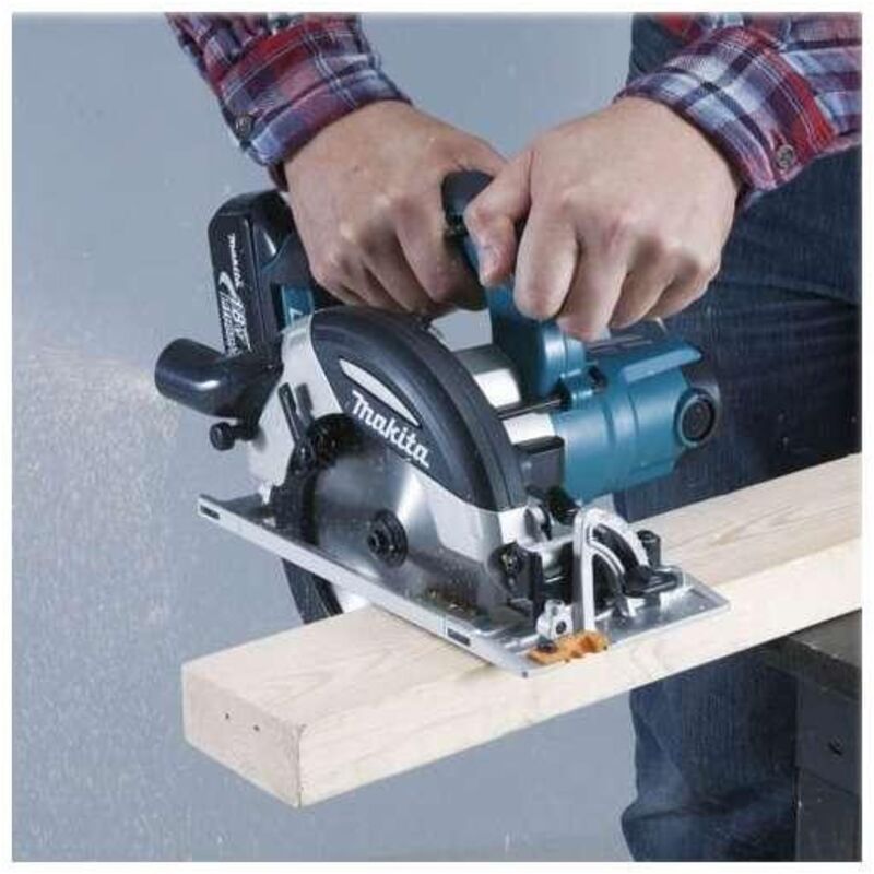 Makita DHS630Z seghetto alternativo portatile leggero e potente