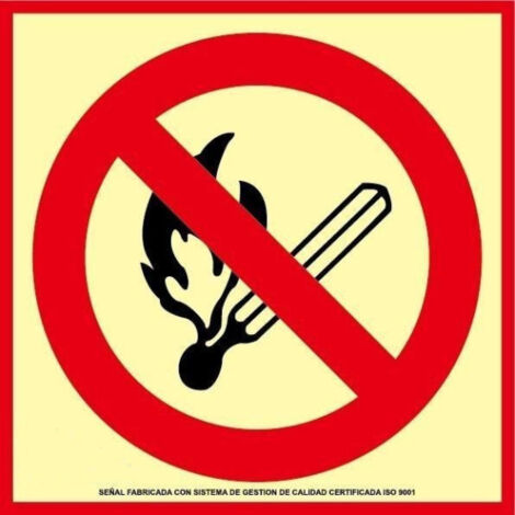 Señal de seguridad Llamas libres prohibido fumar Clase A 210 x 210 mm A0A454 SEKURECO                                                   CLASE A (ALUMINIO 0'5 mm)