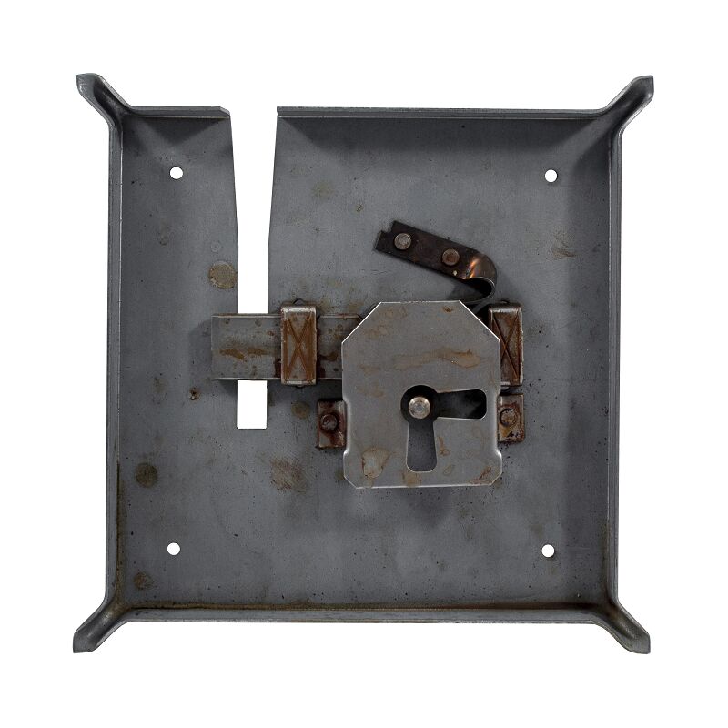 Serratura redosso ferro ruggine cassapanca foro