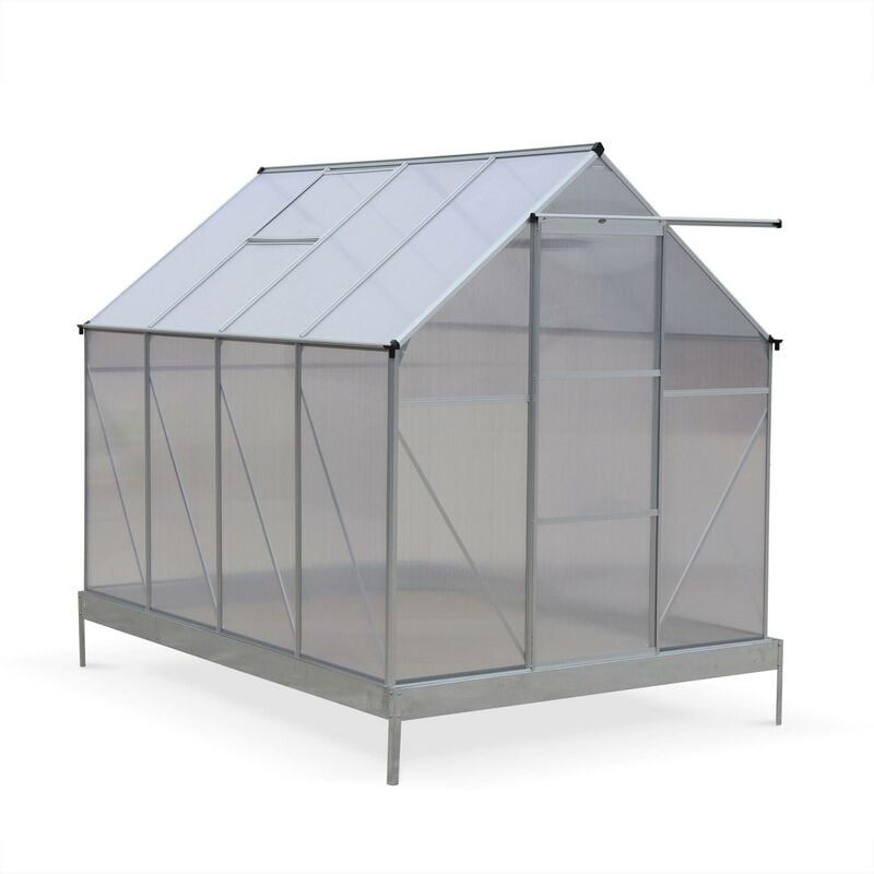 Sweeek - Serre de jardin chene en polycarbonate 5m² avec base. 2 lucarnes de toit. gouttière. Polycarbonate 4mm - Transparent