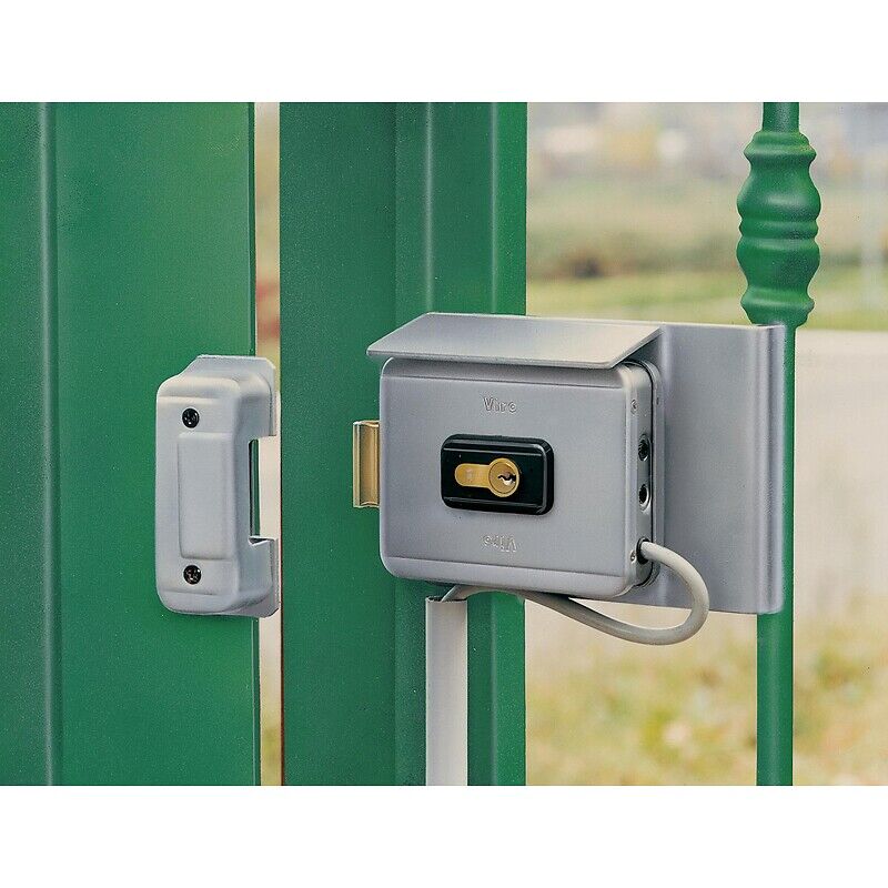 Serrure de grille type 7928 à pêne rotatif pour ouverture vers extérieur Viro