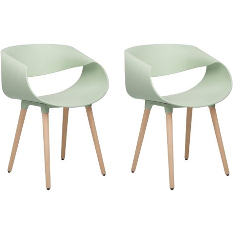 Set 2 Chaises Design avec Assise Confortable en Plastique Vert et Pieds en Bois pour Salle à Manger ou Salon au Style Scandinave et Moderne Beliani - Vert